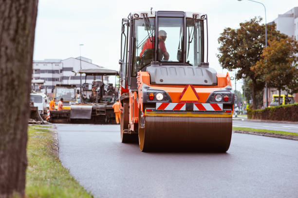 Best Luxury Driveway Paving Solutions in Seneca, IL